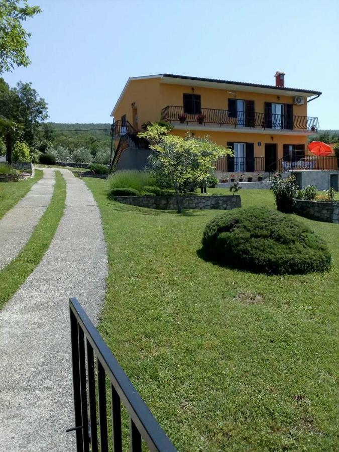 Apartman Knapic Koromacno Bagian luar foto