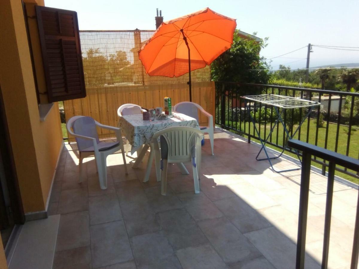 Apartman Knapic Koromacno Bagian luar foto